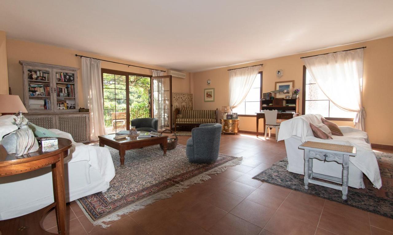 Hotel Cortijo De Salia Alcaucín エクステリア 写真