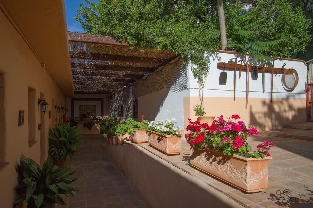 Hotel Cortijo De Salia Alcaucín エクステリア 写真