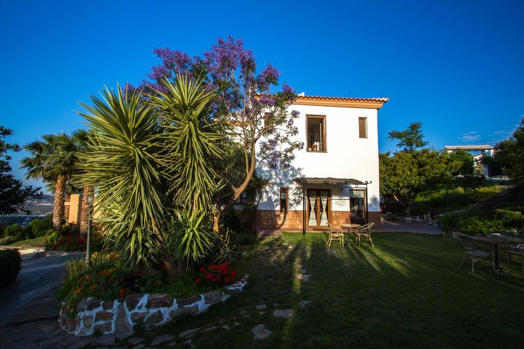 Hotel Cortijo De Salia Alcaucín エクステリア 写真