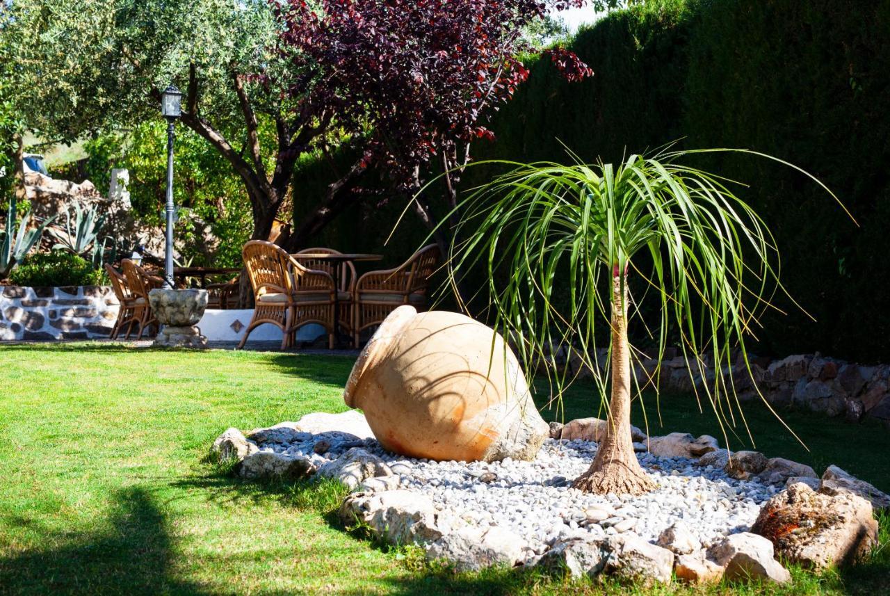 Hotel Cortijo De Salia Alcaucín エクステリア 写真