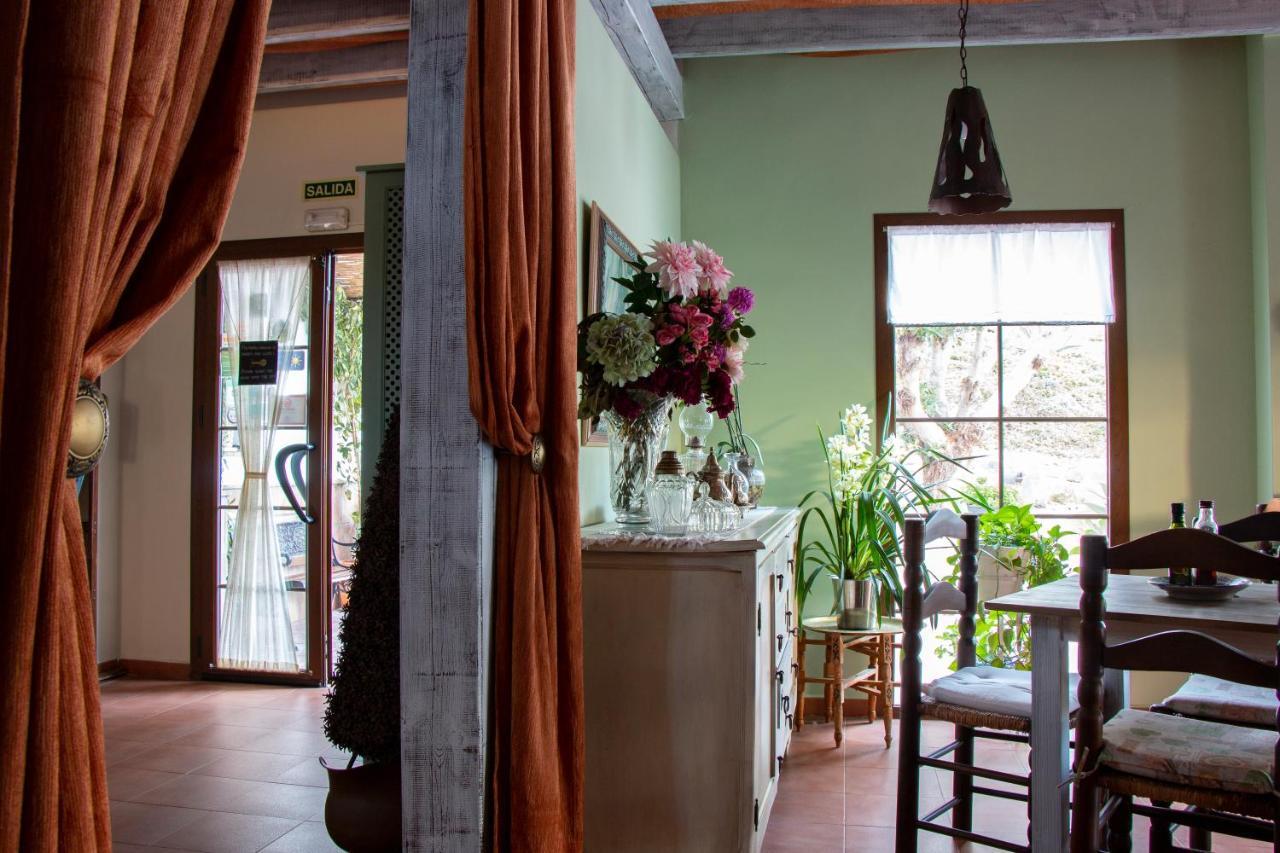 Hotel Cortijo De Salia Alcaucín エクステリア 写真