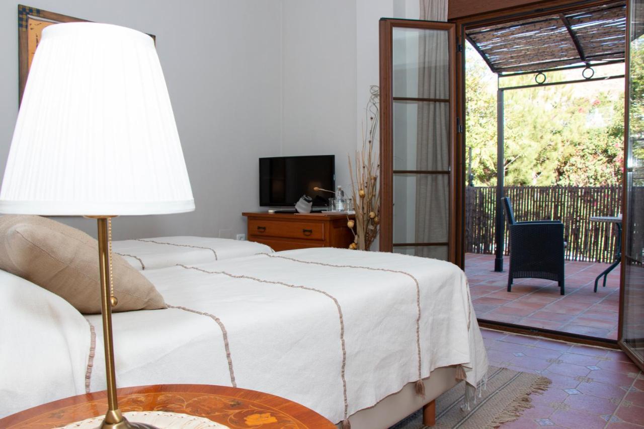 Hotel Cortijo De Salia Alcaucín エクステリア 写真