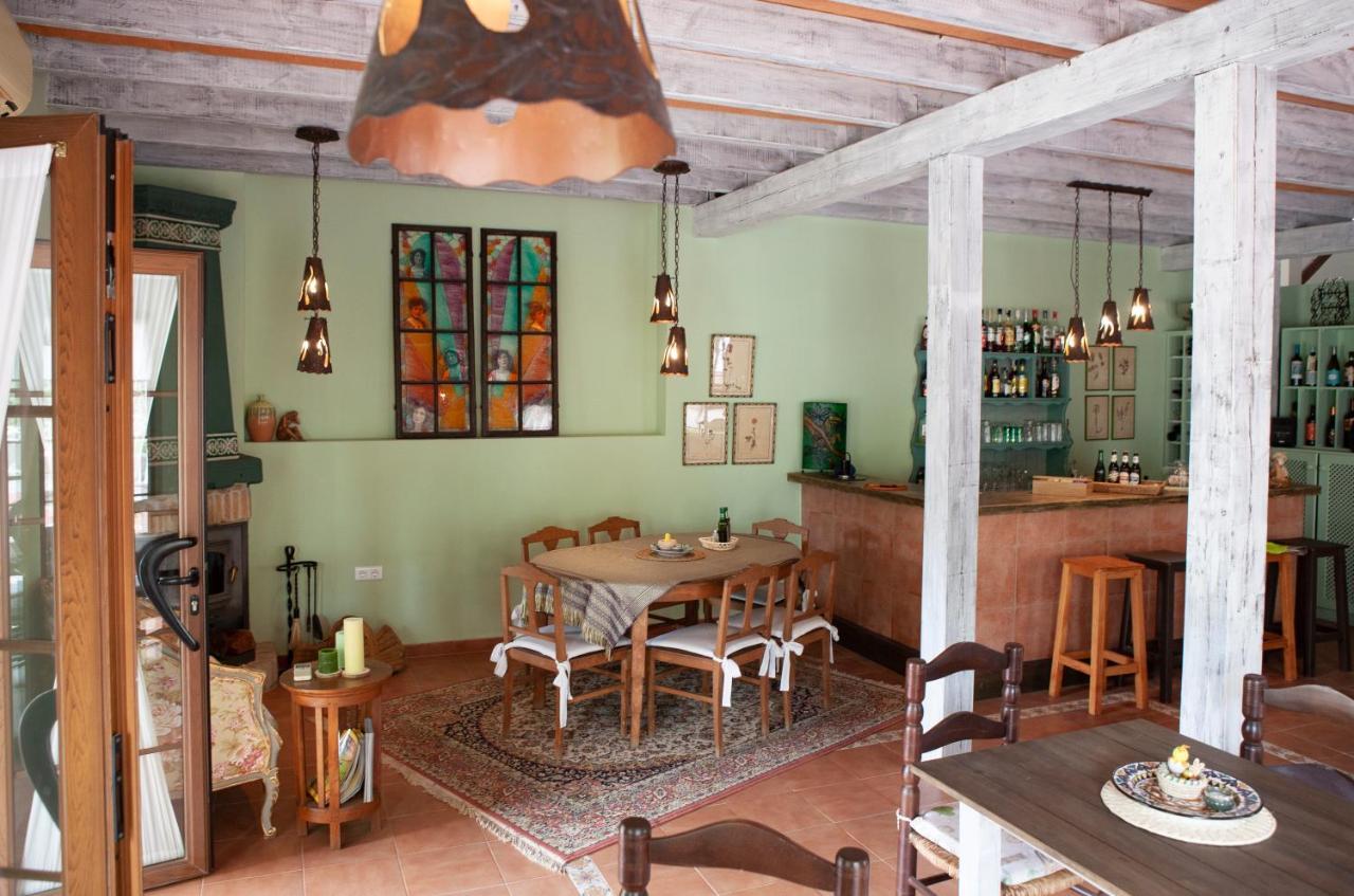Hotel Cortijo De Salia Alcaucín エクステリア 写真